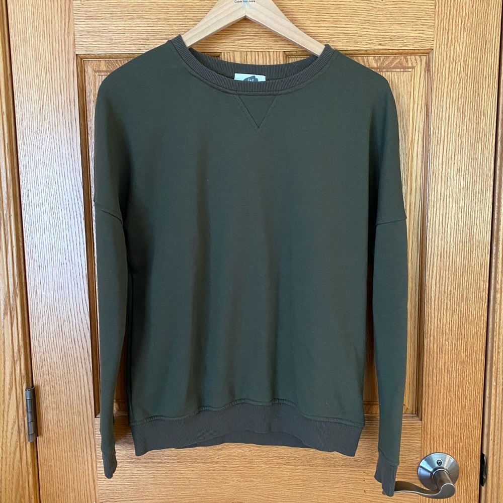 Brickyard Buffalo Olive Green Crew Neck. Sz Medium